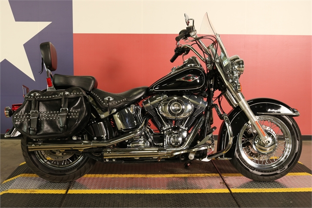 2015 Harley-Davidson Softail Heritage Softail Classic at Texas Harley