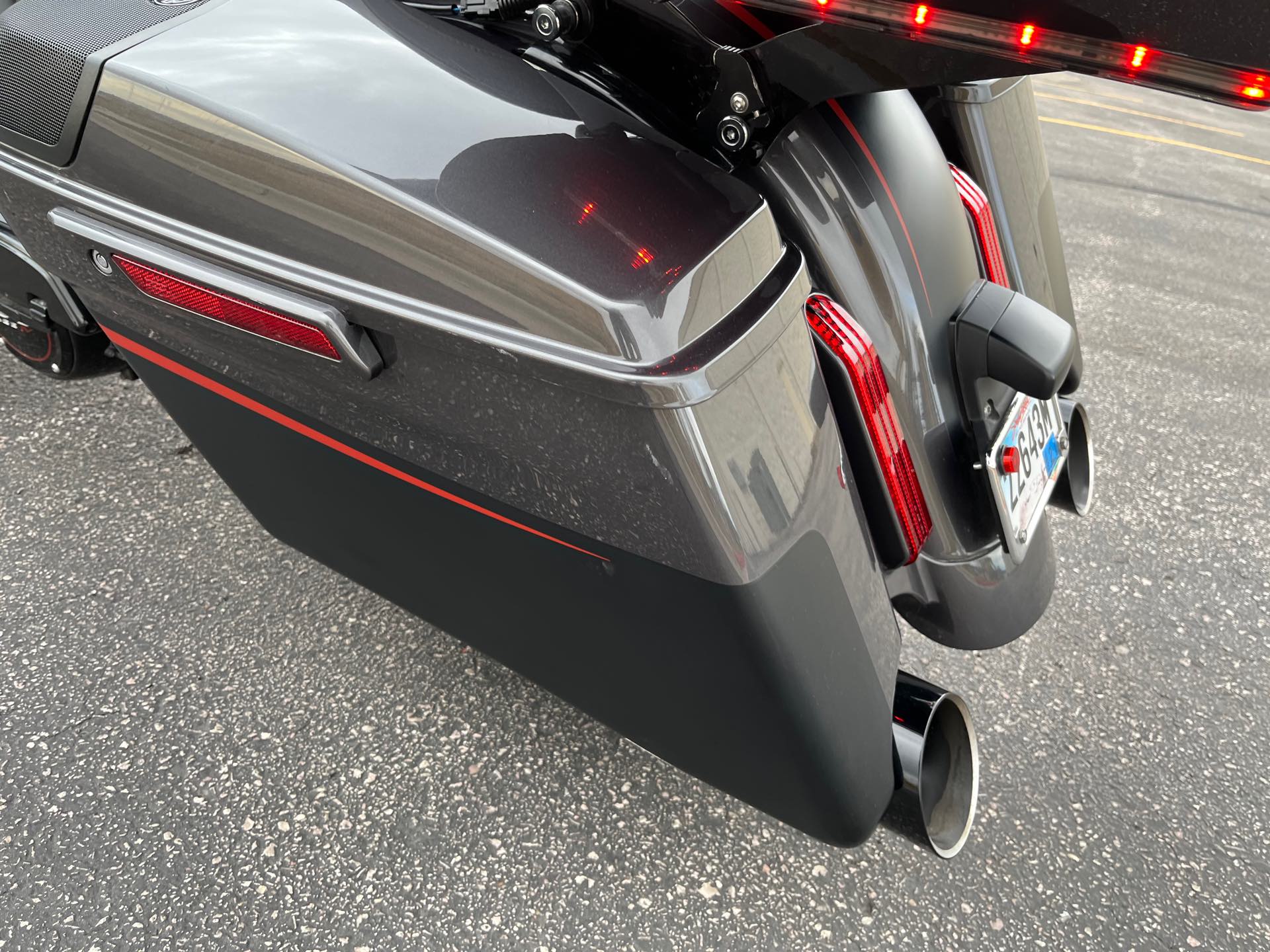 2018 Harley-Davidson Street Glide CVO Street Glide at Mount Rushmore Motorsports