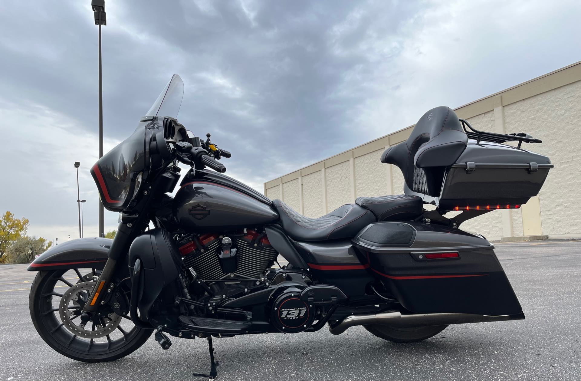 2018 Harley-Davidson Street Glide CVO Street Glide at Mount Rushmore Motorsports