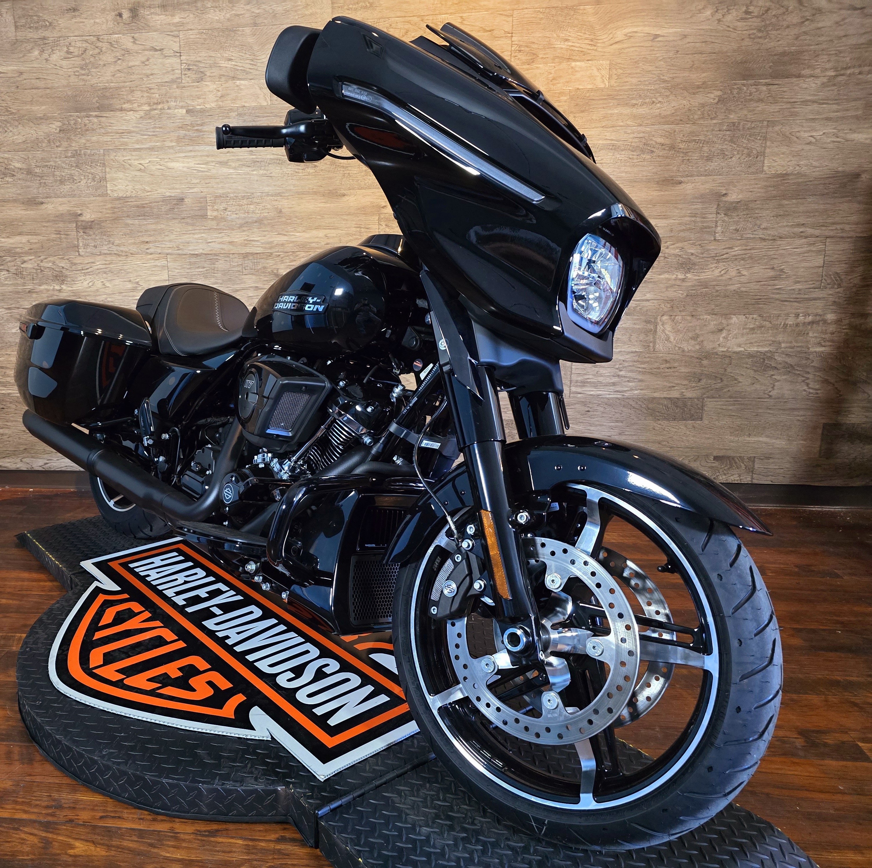 2024 Harley-Davidson Street Glide Base at Appleton Harley-Davidson