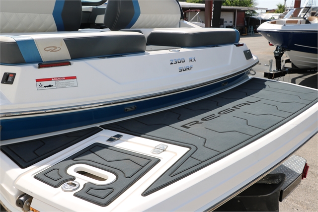 2018 Regal 2300 Rx Surf at Jerry Whittle Boats