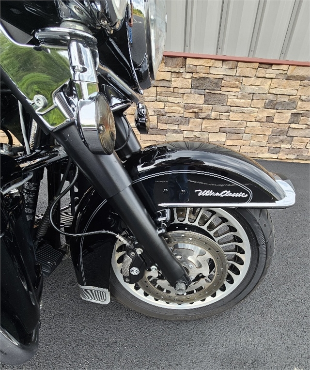 2011 Harley-Davidson Electra Glide Ultra Classic at RG's Almost Heaven Harley-Davidson, Nutter Fort, WV 26301