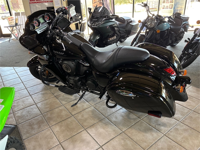 2025 Kawasaki Vulcan 1700 Vaquero ABS at Dale's Fun Center, Victoria, TX 77904