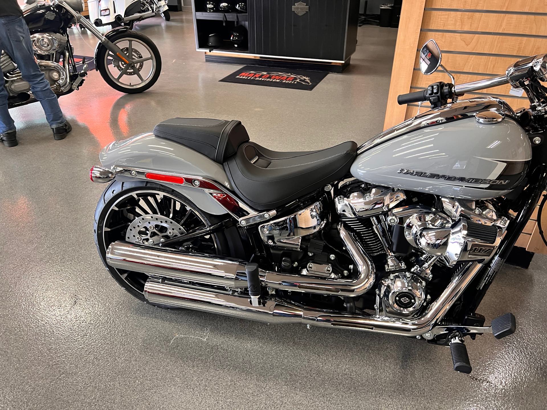 2024 Harley-Davidson Softail Breakout at Man O'War Harley-Davidson®