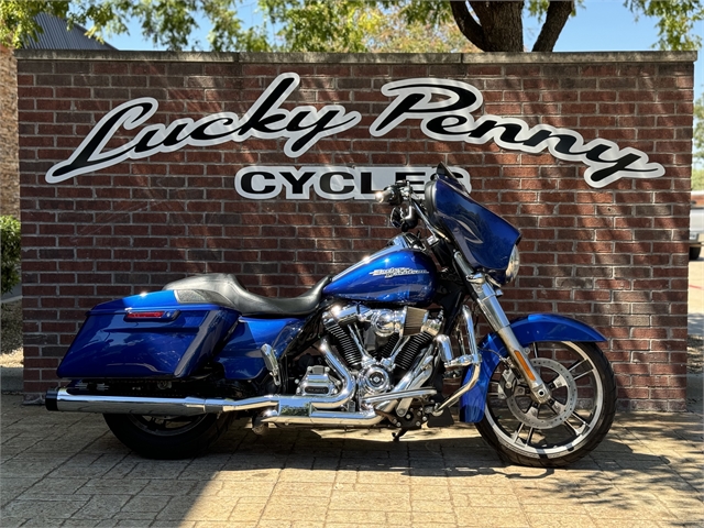 2017 Harley-Davidson Street Glide Base at Lucky Penny Cycles