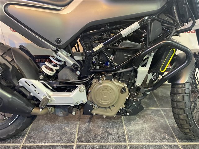 2021 Husqvarna Svartpilen 401 at Cycle Max