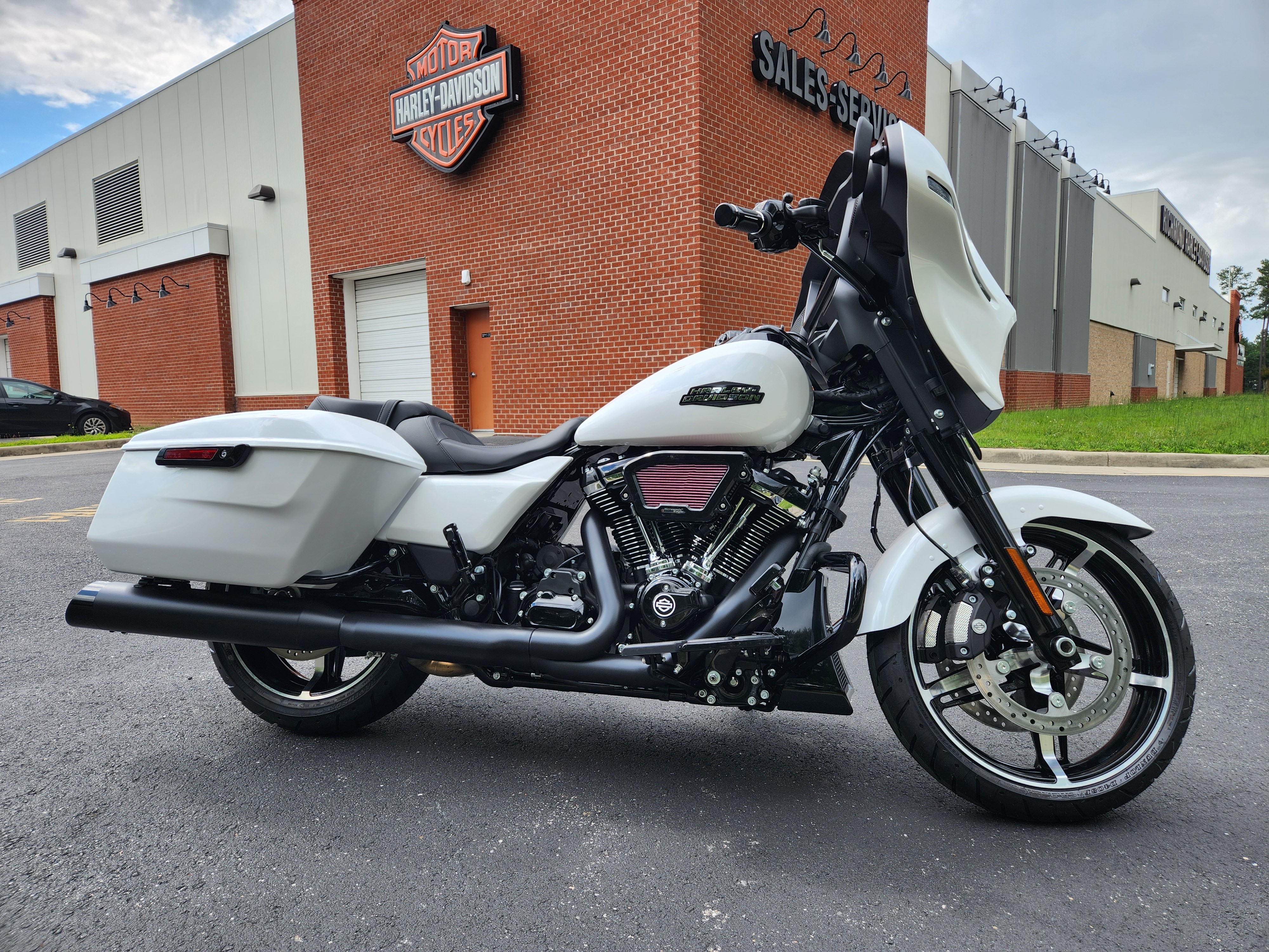 2024 Harley-Davidson Street Glide Base at Richmond Harley-Davidson