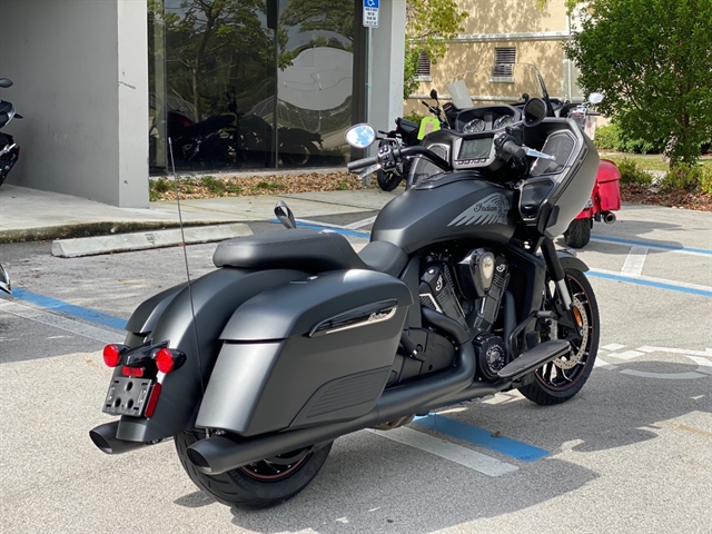 2020 Indian Challenger Dark Horse at Fort Lauderdale
