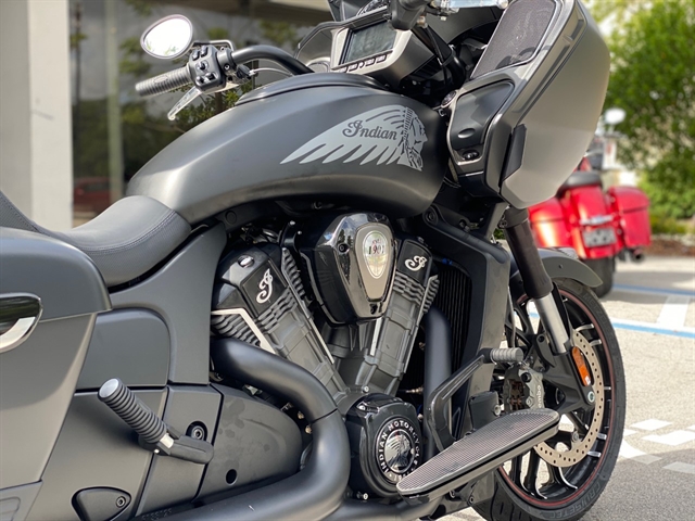 2020 Indian Challenger Dark Horse at Fort Lauderdale