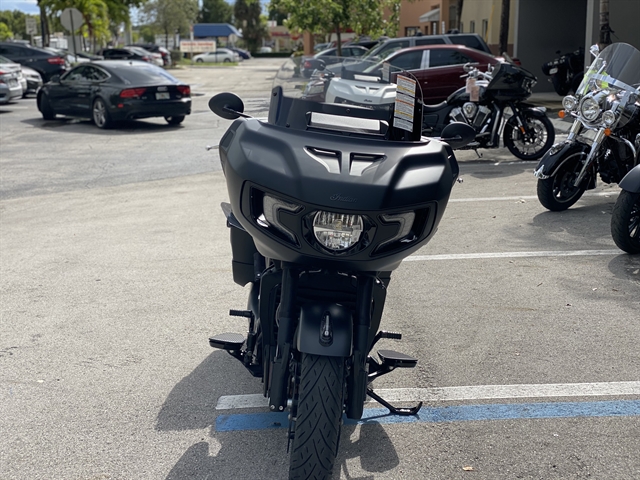 2020 Indian Challenger Dark Horse at Fort Lauderdale
