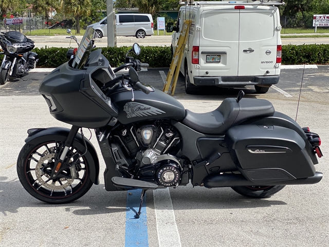 2020 Indian Challenger Dark Horse at Fort Lauderdale