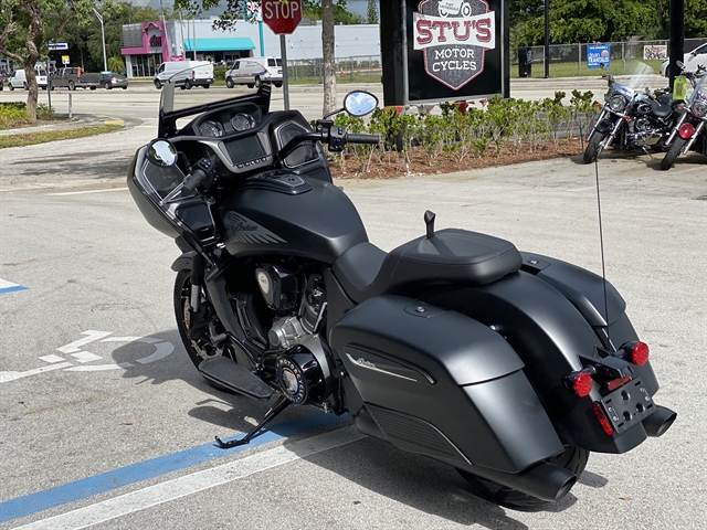 2020 Indian Challenger Dark Horse at Fort Lauderdale