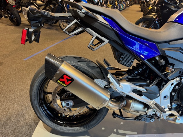 2021 BMW F 900 R at Martin Moto