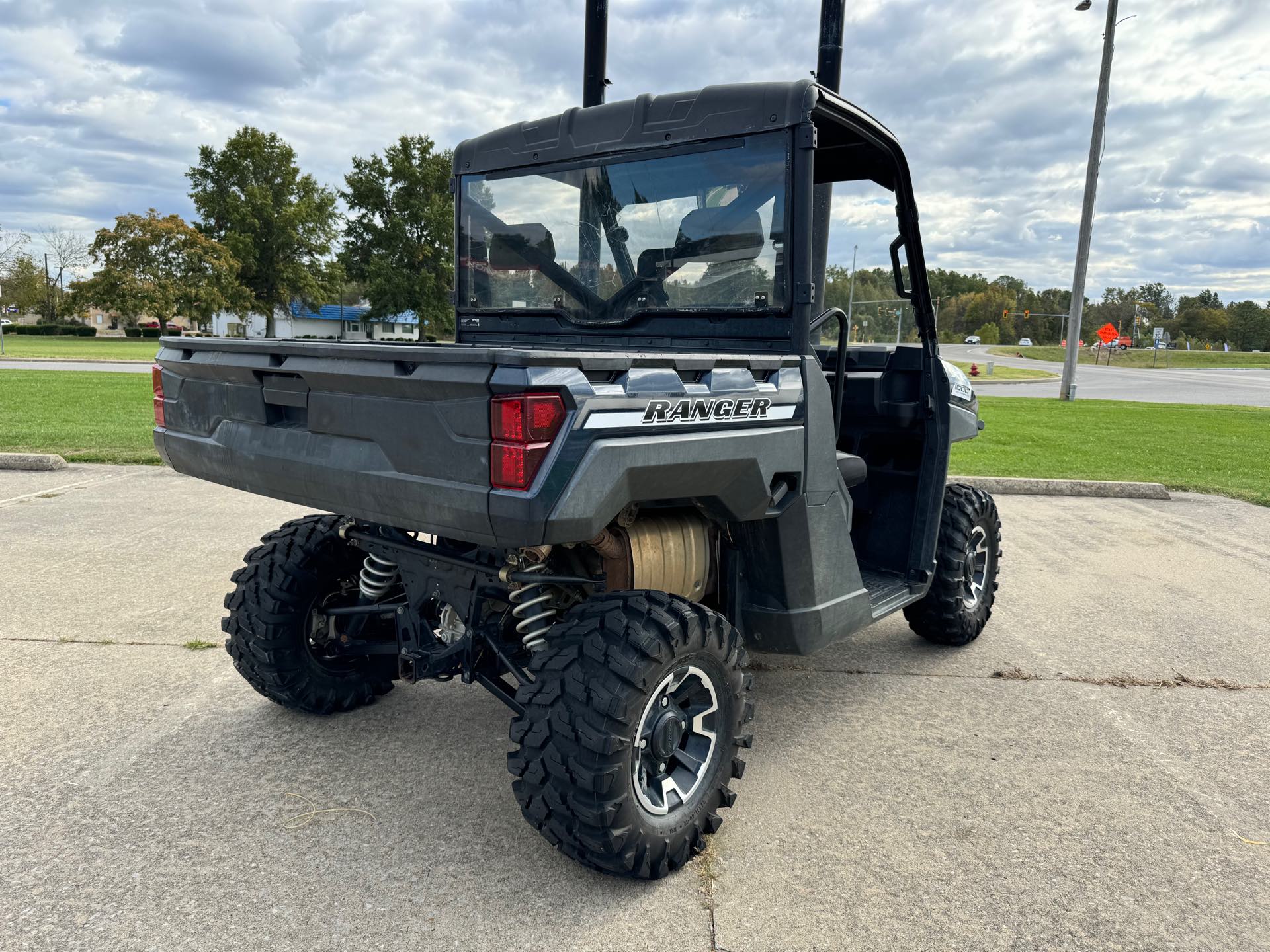 2020 Polaris Ranger XP 1000 Premium at Southern Illinois Motorsports