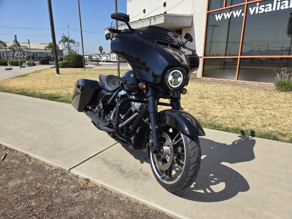 2017 Harley-Davidson Street Glide Special at Visalia Harley-Davidson