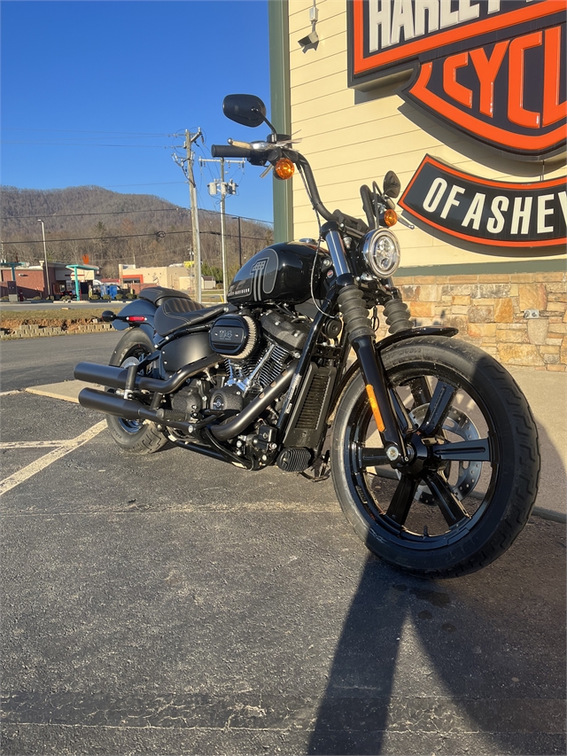 2024 Harley-Davidson Softail Street Bob 114 at Harley-Davidson of Asheville