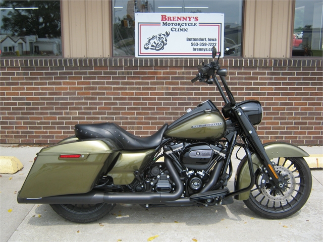 2017 Harley-Davidson Road King  Special FLHRXS at Brenny's Motorcycle Clinic, Bettendorf, IA 52722