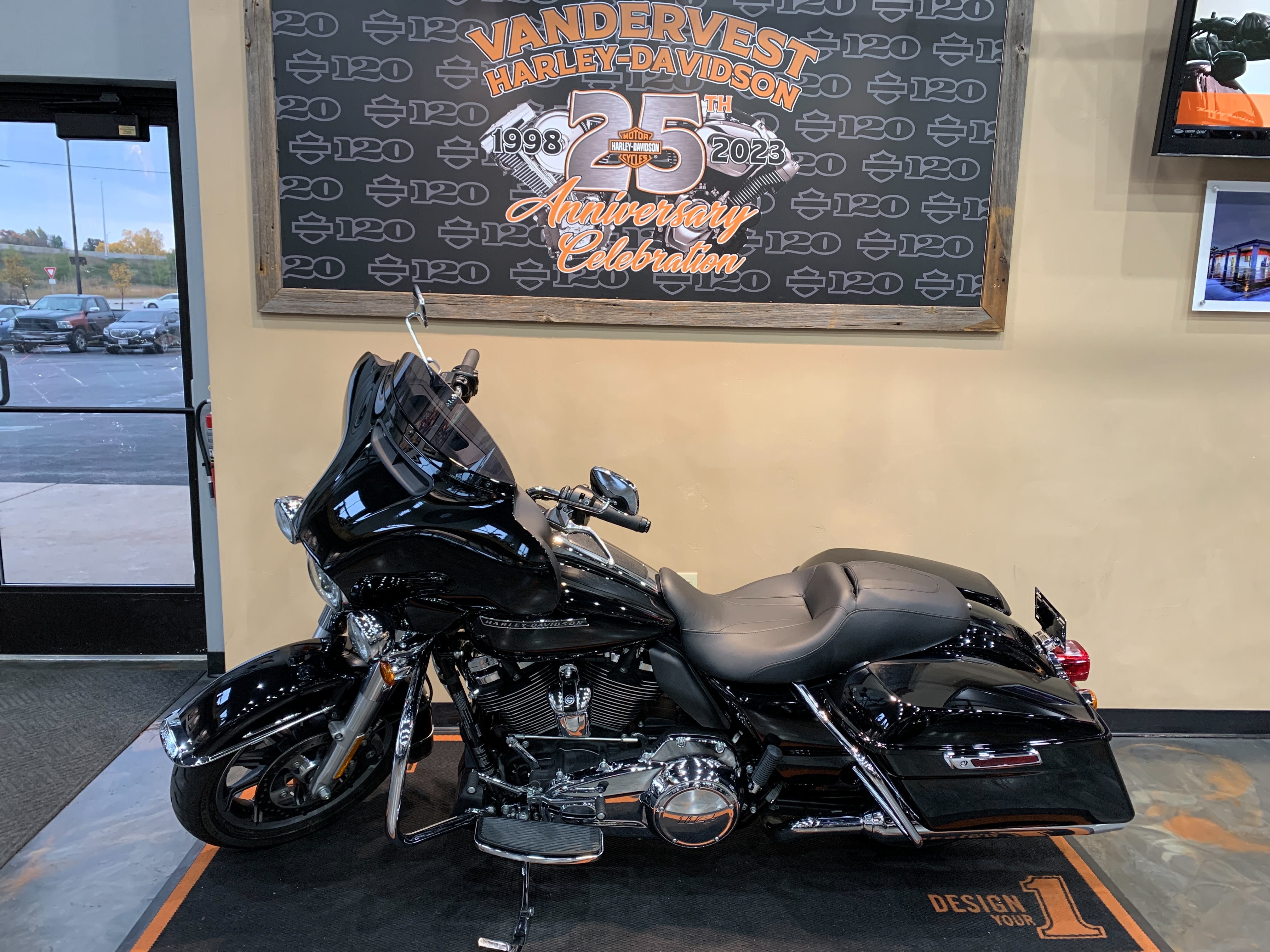 2021 Harley-Davidson FLHTP Street Glide at Vandervest Harley-Davidson, Green Bay, WI 54303