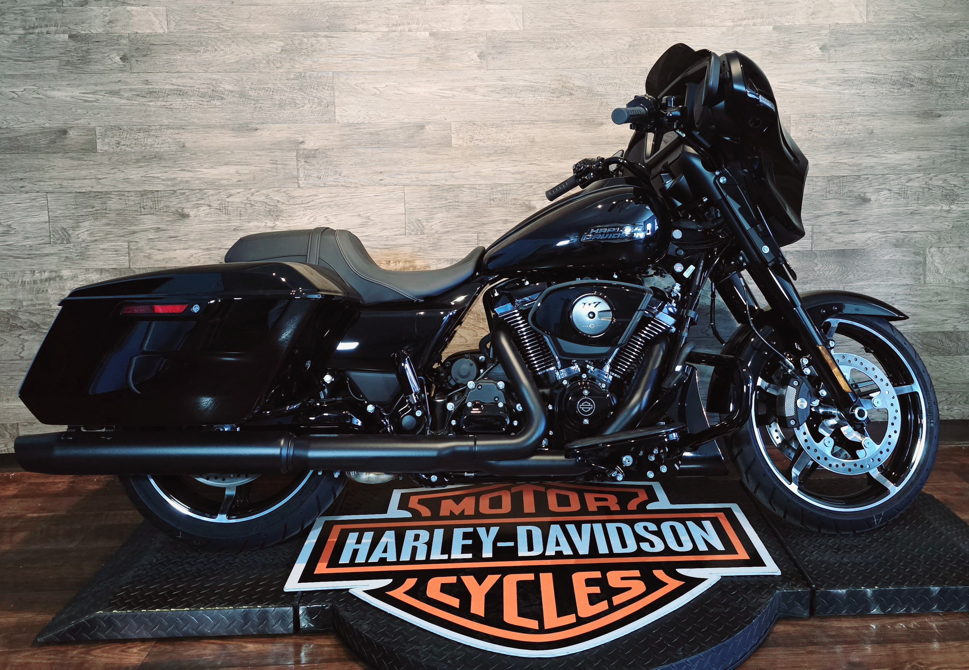 2024 Harley-Davidson Street Glide Base at Appleton Harley-Davidson