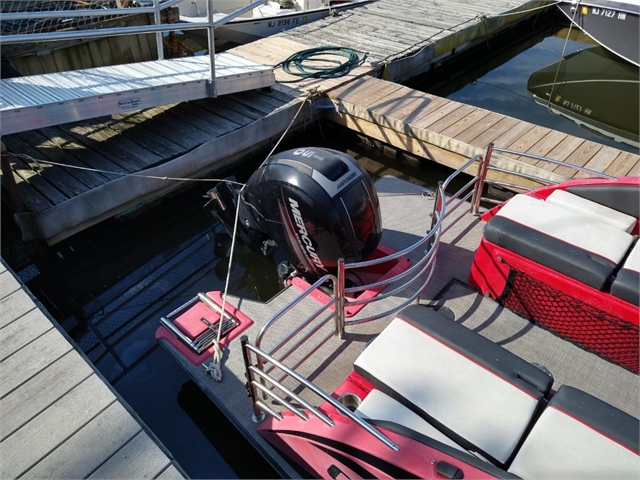 2015 Caravelle Razor 239SS at Baywood Marina