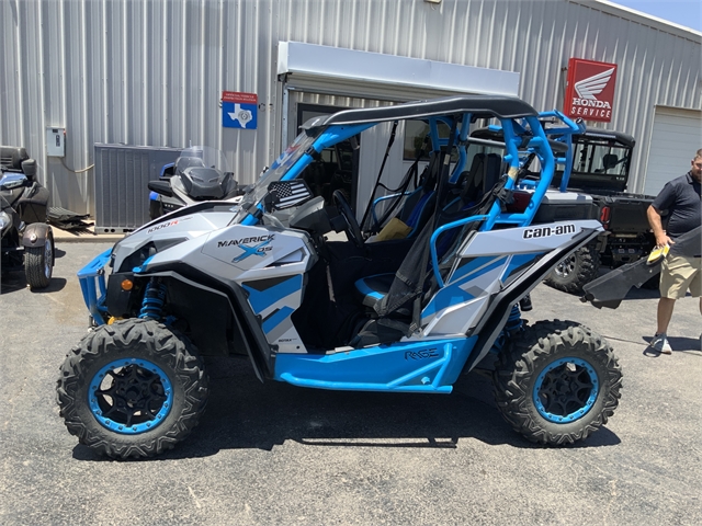 2016 Can-Am Maverick X ds 1000R at Midland Powersports