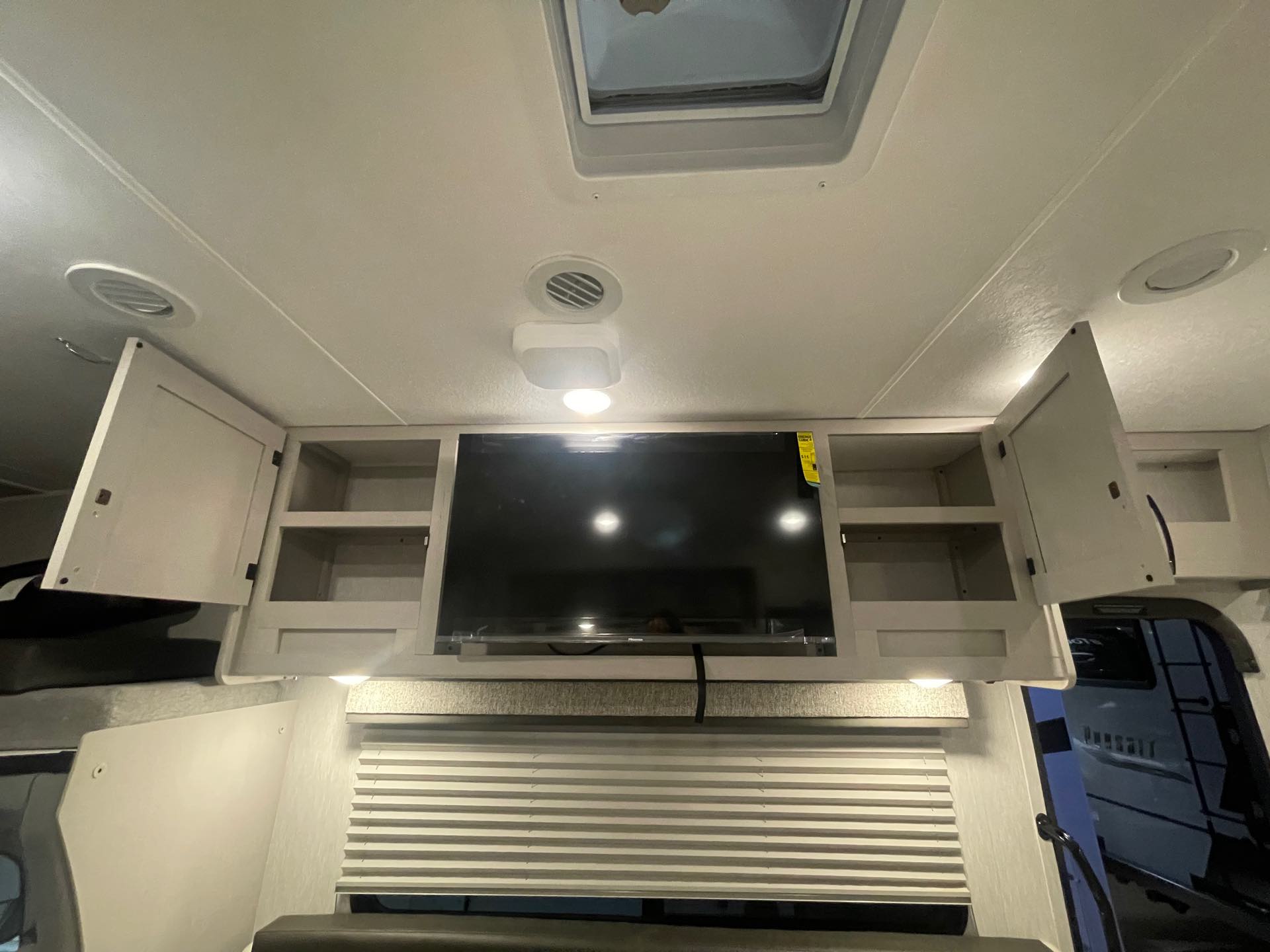 2023 Coachmen Freelander 29KB at Prosser's Premium RV Outlet