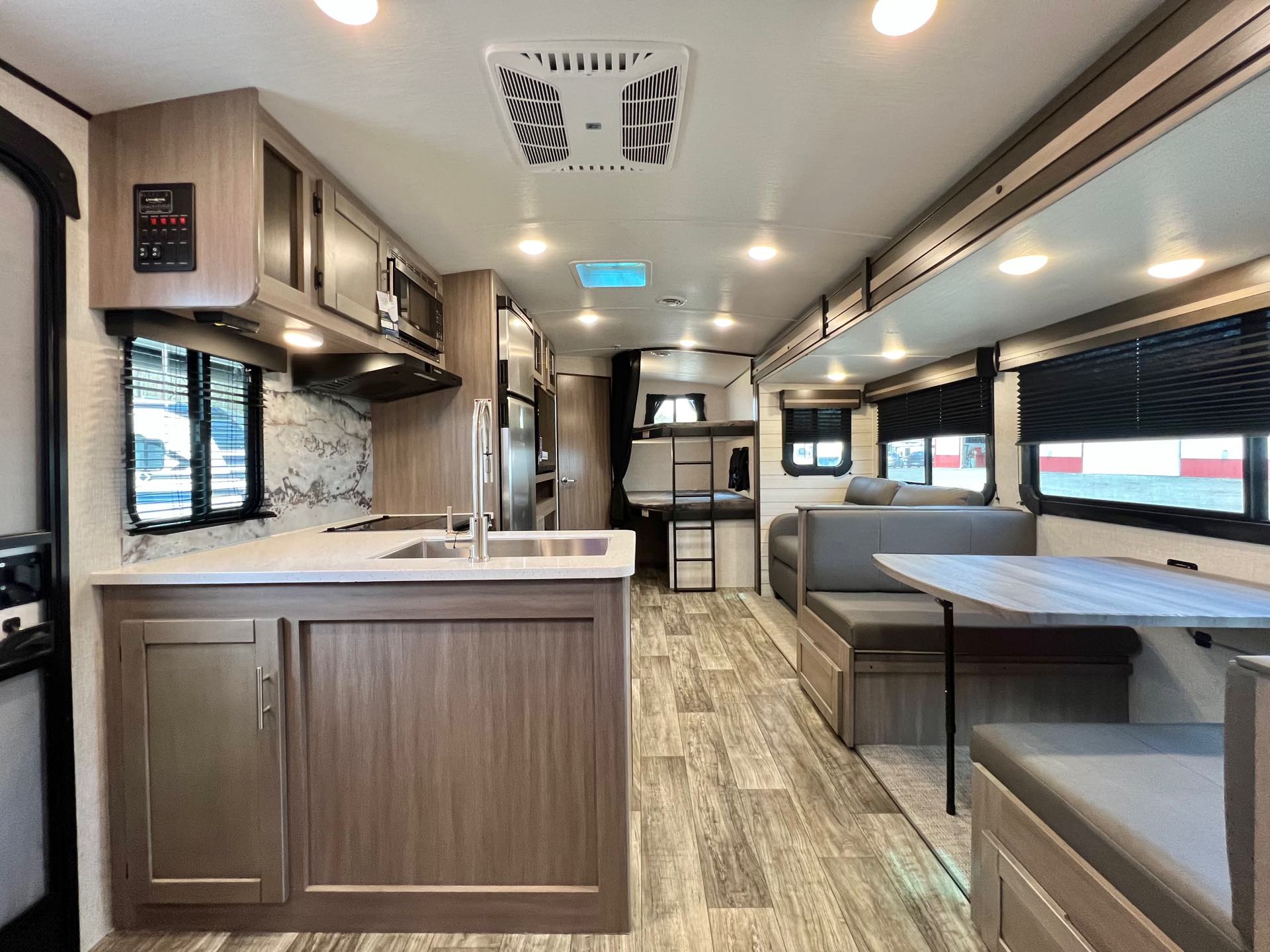 2022 CrossRoads Sunset Trail Super Lite SS272BH at Lee's Country RV