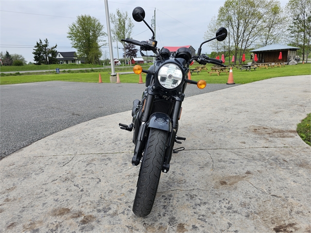 2024 Royal Enfield Shotgun 650 at Classy Chassis & Cycles