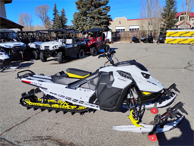 2025 Ski-Doo Summit Adrenaline with Edge Package 850 E-TEC 154 25 at Power World Sports, Granby, CO 80446