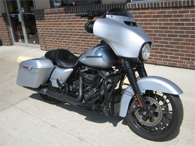 2019 Harley-Davidson FLHXS Street Glide at Brenny's Motorcycle Clinic, Bettendorf, IA 52722
