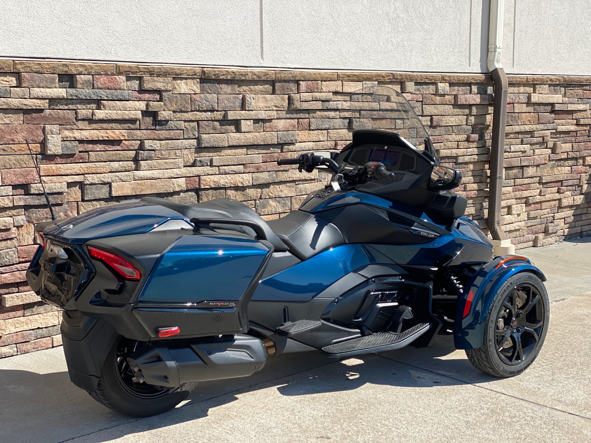 2020 Can-Am B2LB at Head Indian Motorcycle