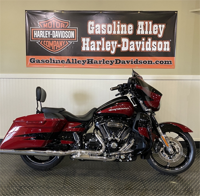 2017 Harley-Davidson Street Glide CVO Street Glide at Gasoline Alley Harley-Davidson