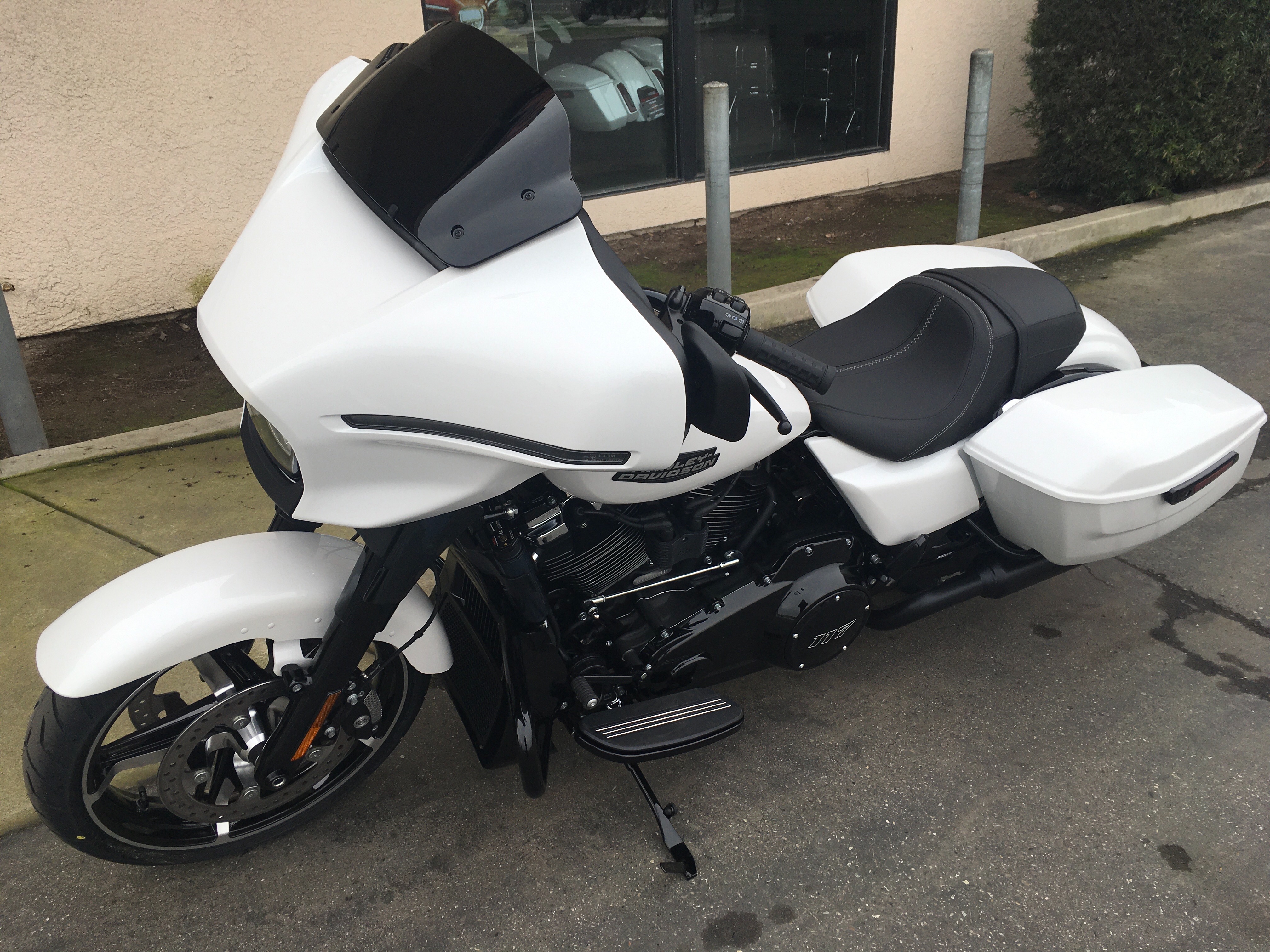 2024 Harley-Davidson Street Glide Base at Fresno Harley-Davidson