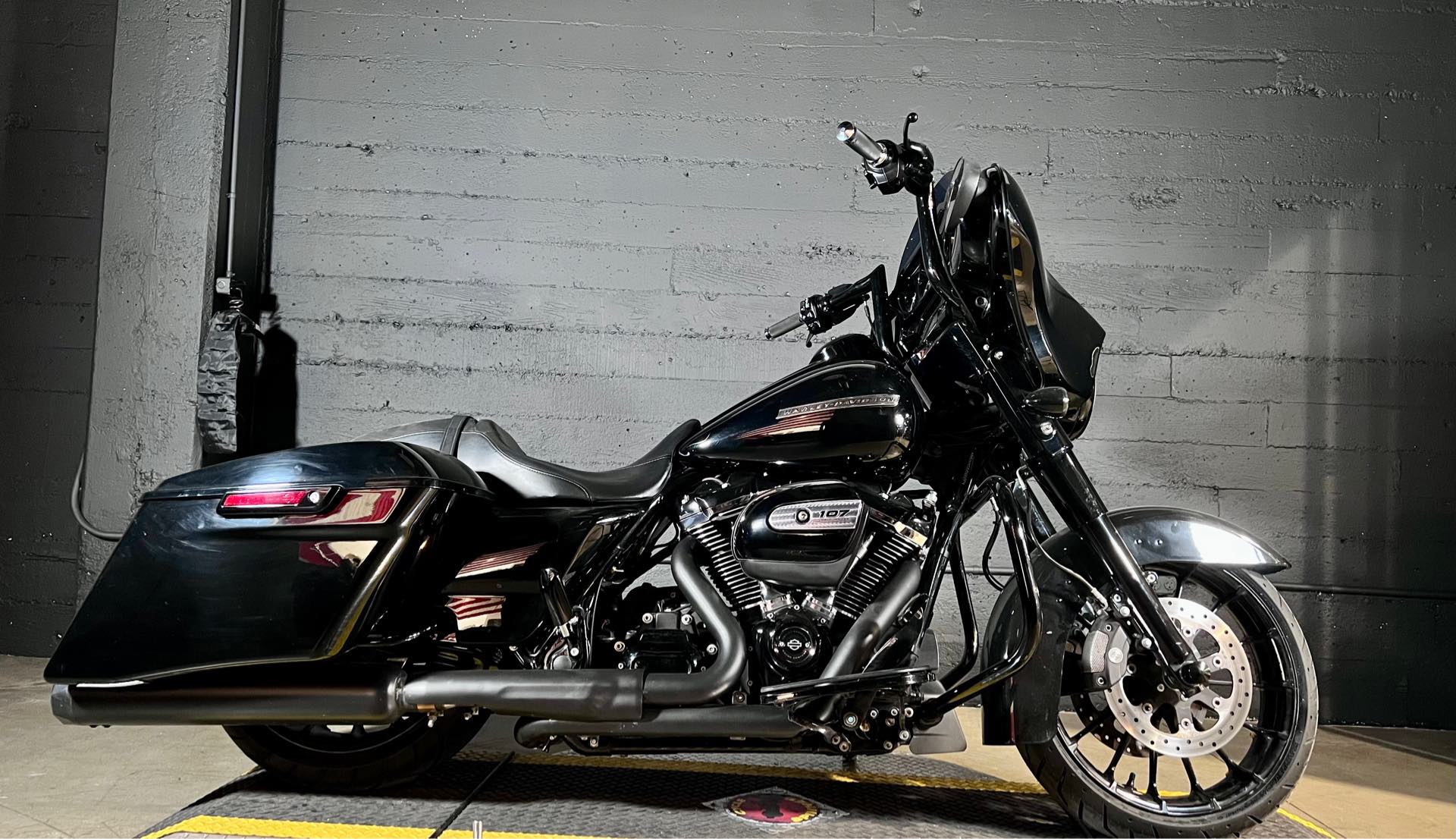 2018 Harley-Davidson Street Glide Special at San Francisco Harley-Davidson