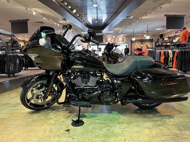 2024 Harley-Davidson Road Glide Base at Carlton Harley-Davidson®