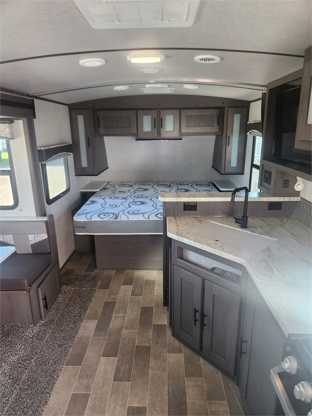 2021 Cruiser MPG 2120RB at Prosser's Premium RV Outlet