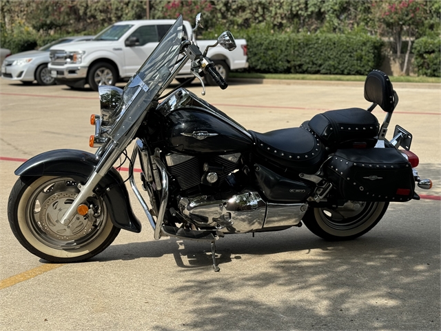 2006 Suzuki Boulevard C90T at Lucky Penny Cycles