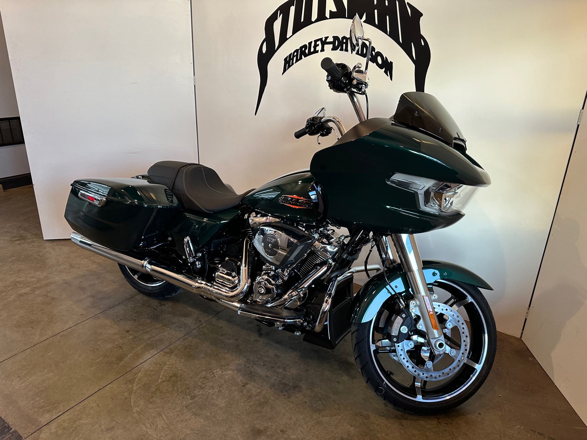 2024 Harley-Davidson Road Glide Base at Stutsman Harley-Davidson