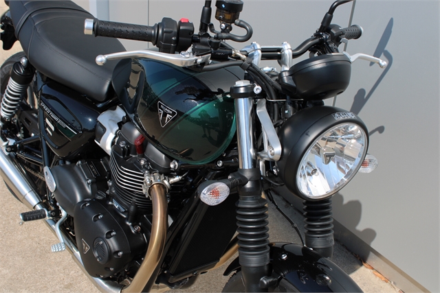 2024 Triumph Speed Twin 900 Base at Eurosport Cycle