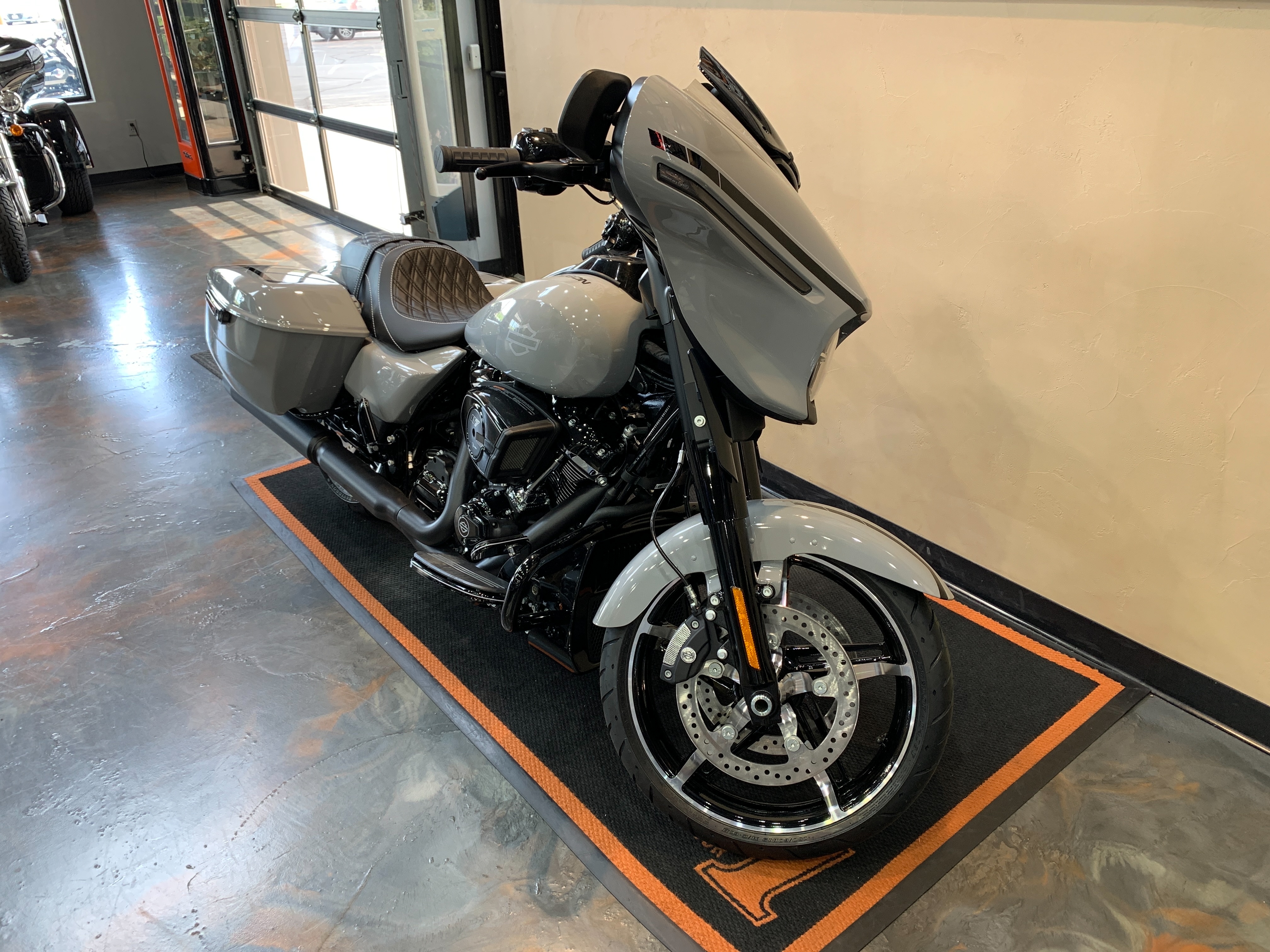 2024 Harley-Davidson Street Glide Base at Vandervest Harley-Davidson, Green Bay, WI 54303