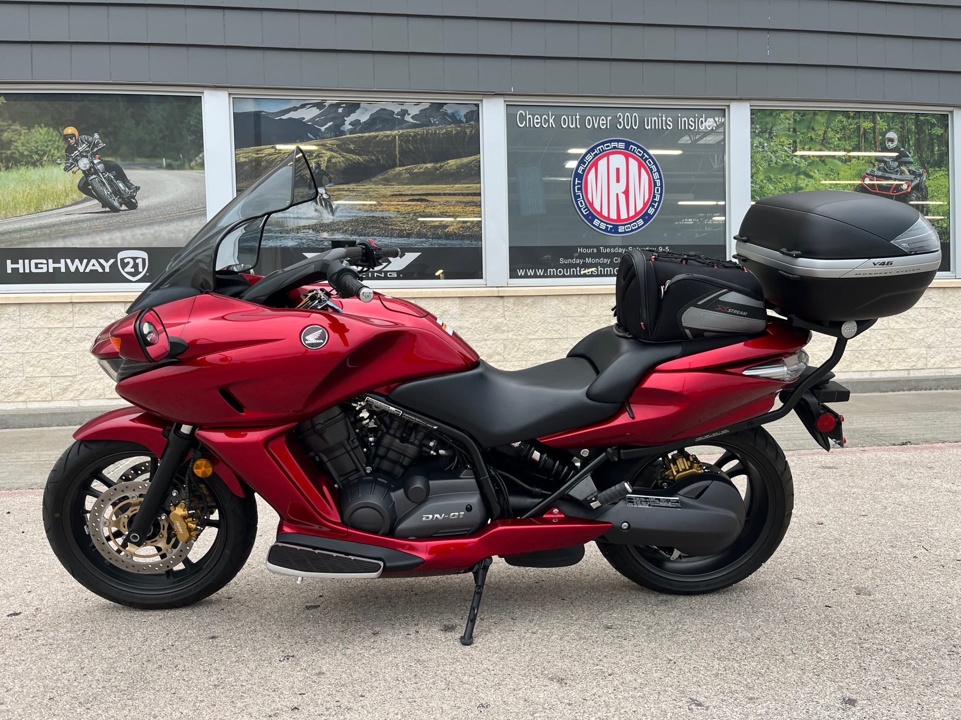 2009 Honda DN-01 Base at Mount Rushmore Motorsports