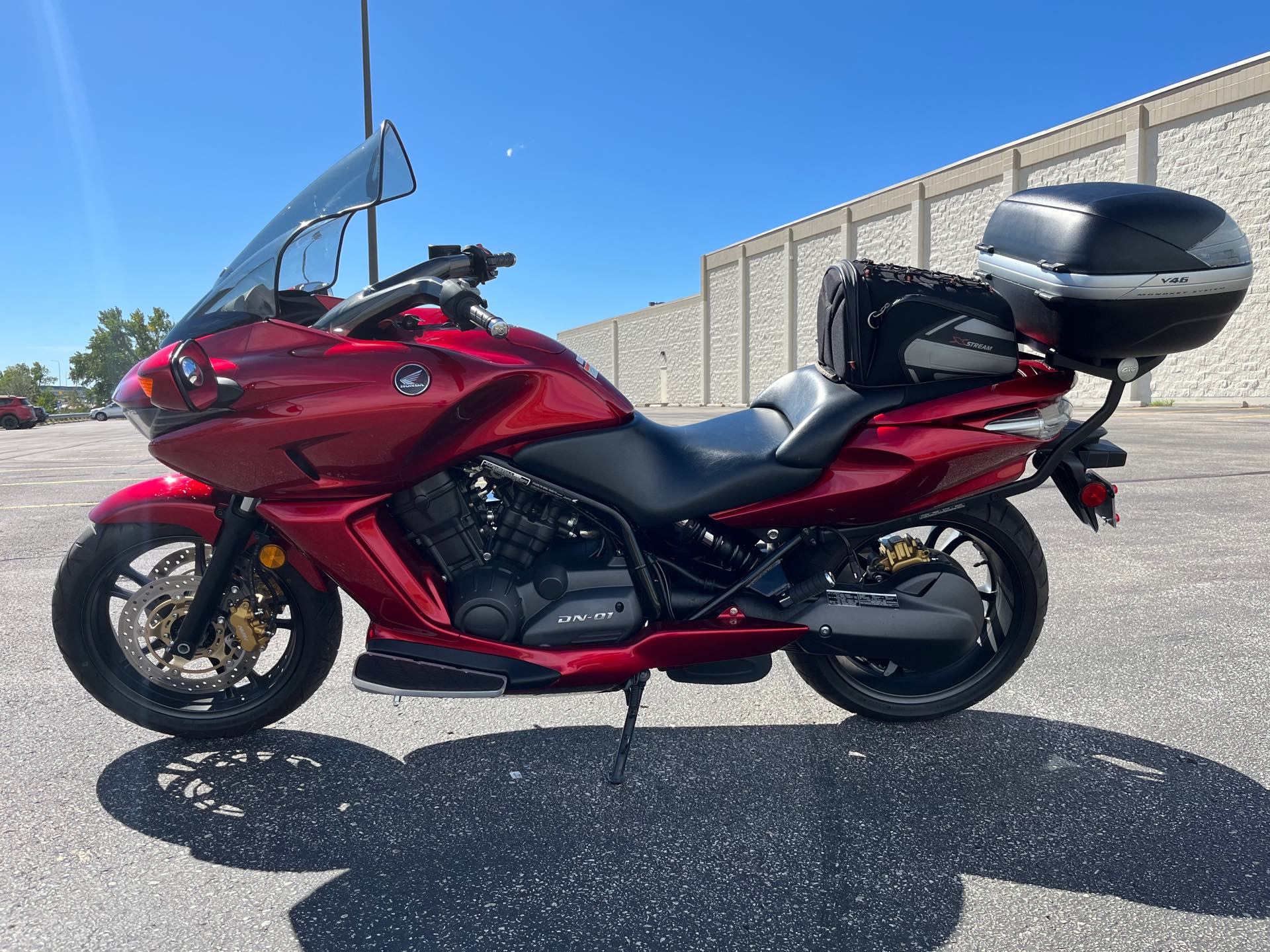 2009 Honda DN-01 Base at Mount Rushmore Motorsports