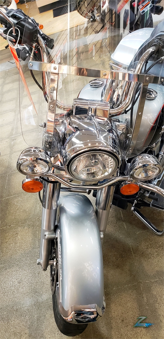 2015 Harley-Davidson Road King Base at Zips 45th Parallel Harley-Davidson