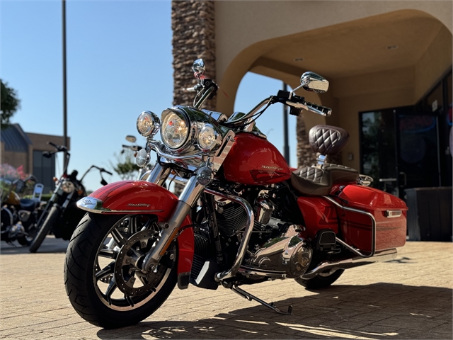 2017 Harley-Davidson Road King Base at Lucky Penny Cycles