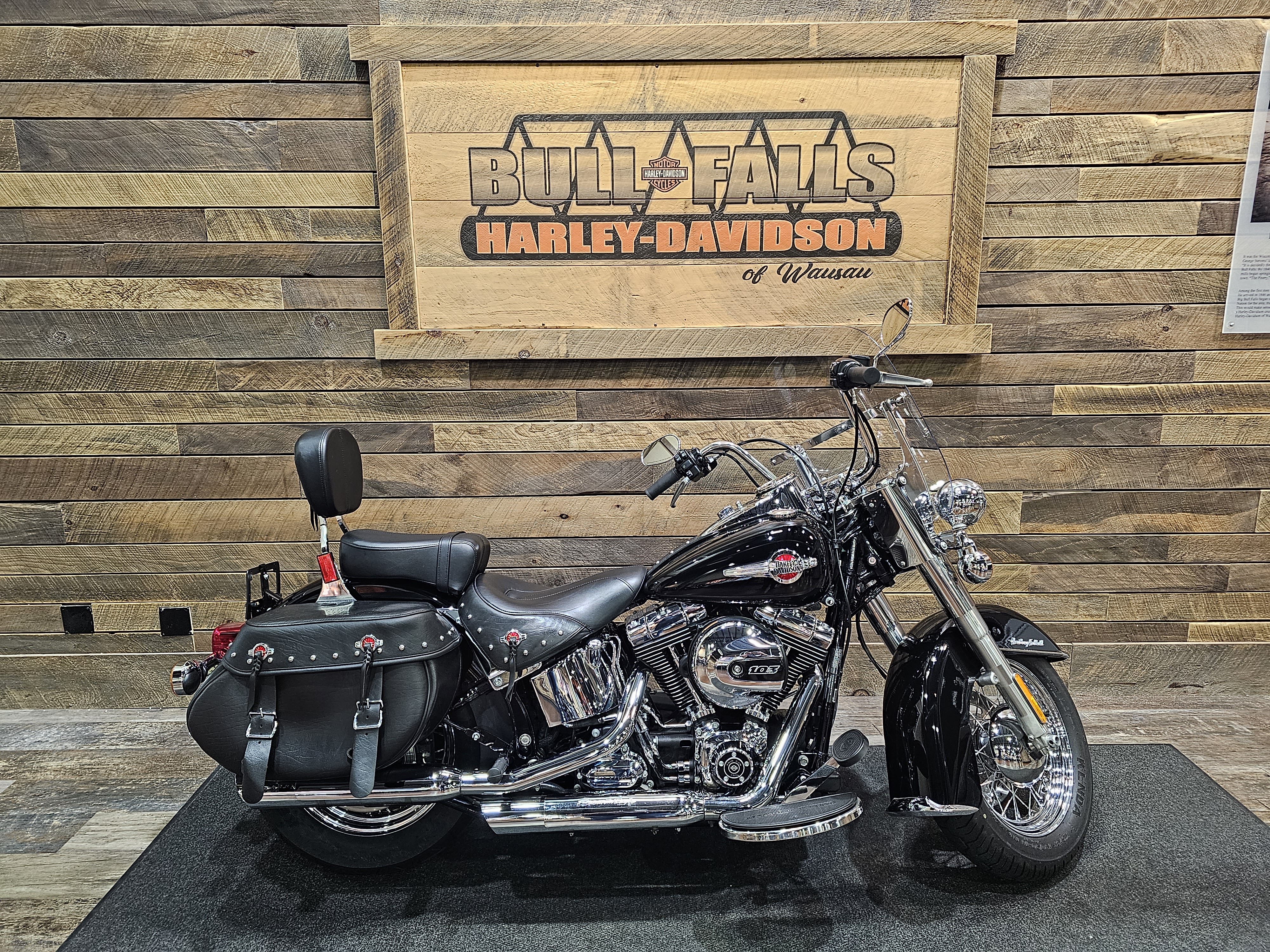 2017 Harley-Davidson Softail Heritage Softail Classic at Bull Falls Harley-Davidson