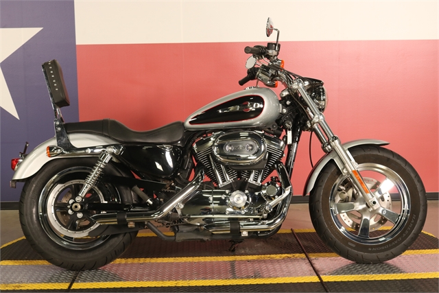 2015 Harley-Davidson Sportster 1200 Custom at Texas Harley