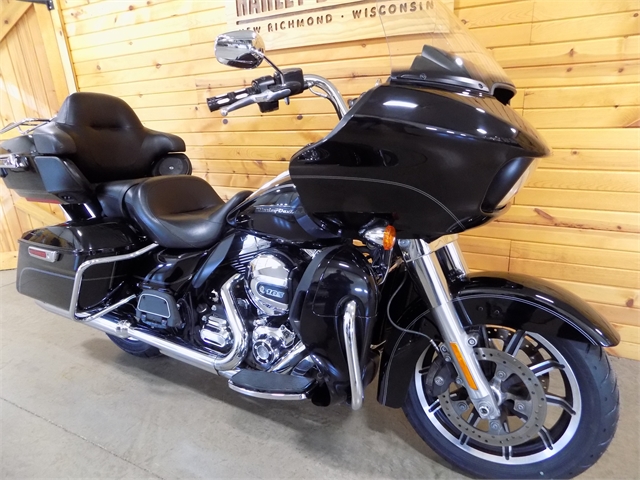 2016 Harley-Davidson Road Glide Ultra at St. Croix Harley-Davidson