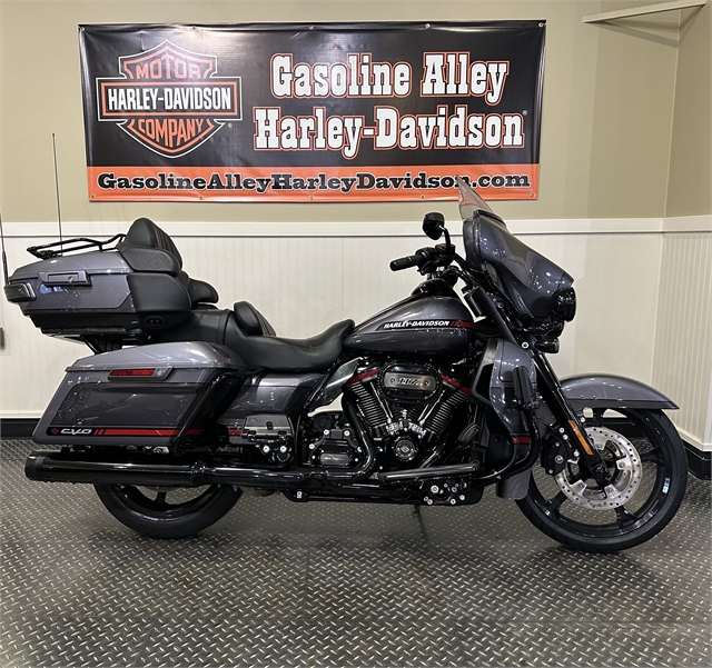 2020 Harley-Davidson CVO CVO Street Glide at Gasoline Alley Harley-Davidson