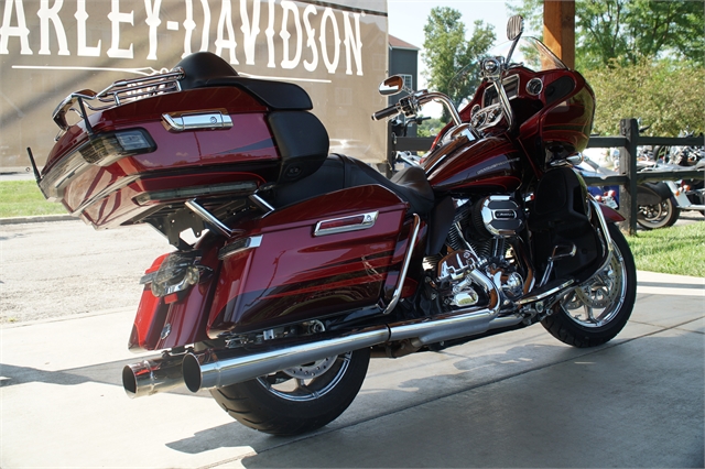 2015 Harley-Davidson Road Glide CVO Ultra at Outlaw Harley-Davidson