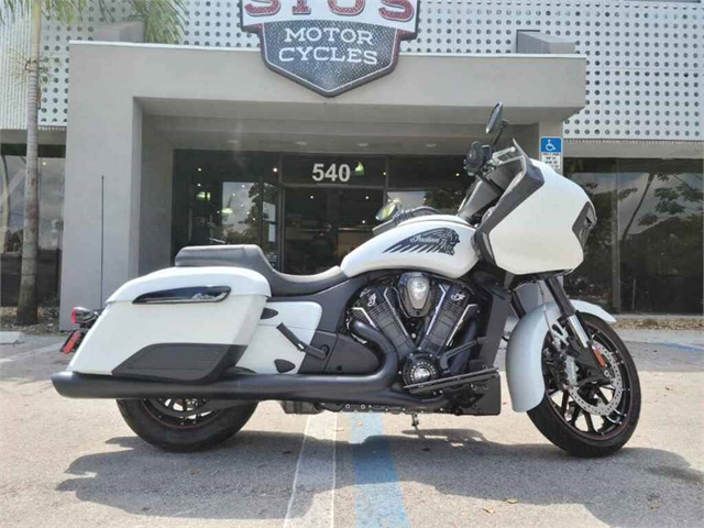 2020 Indian Challenger Dark Horse at Fort Lauderdale